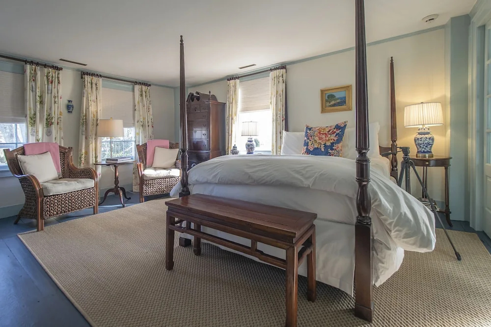 The Deacon & James Pharmacy B&B