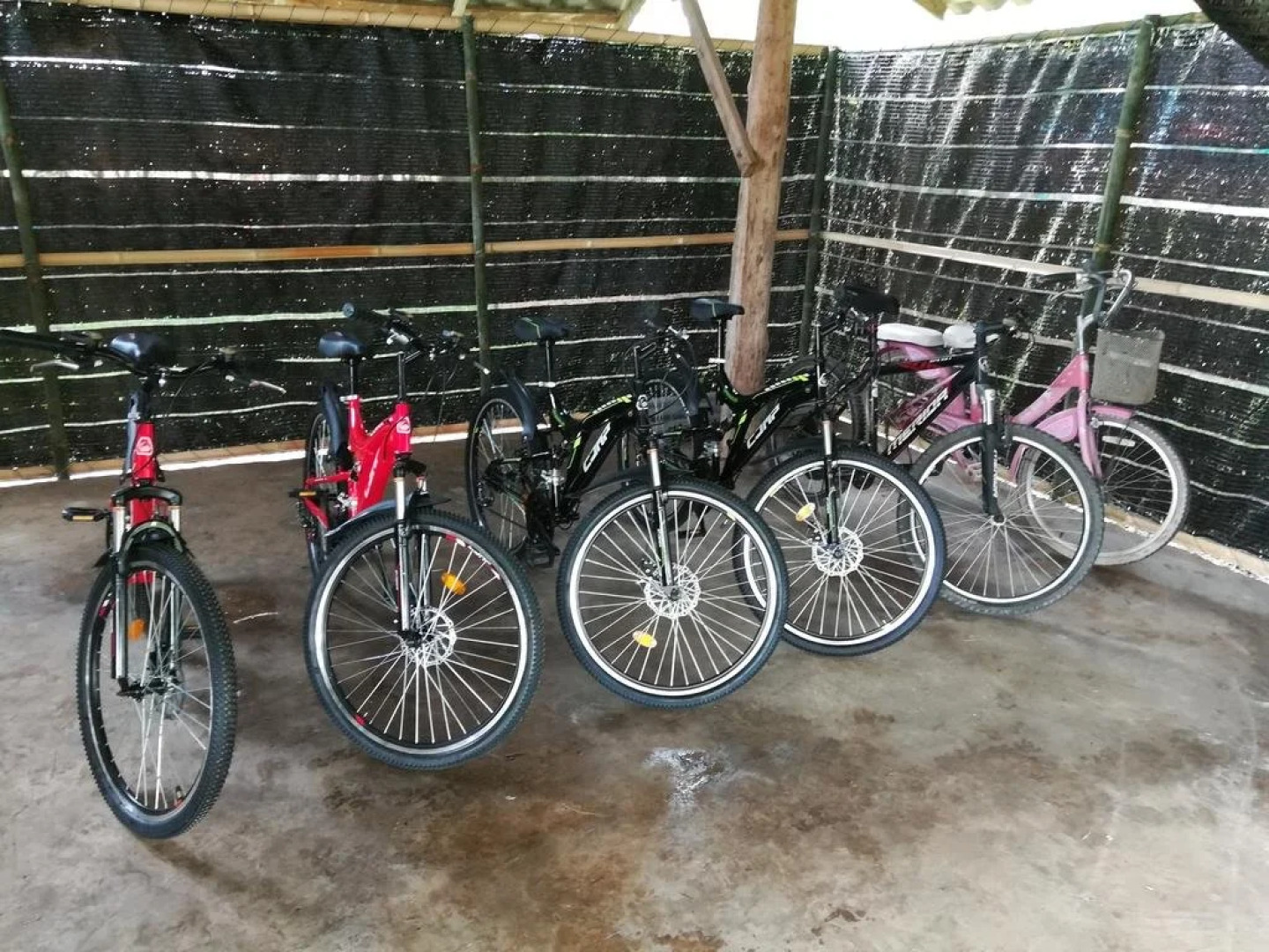 Khoom Kam Kaew Farm & Resort