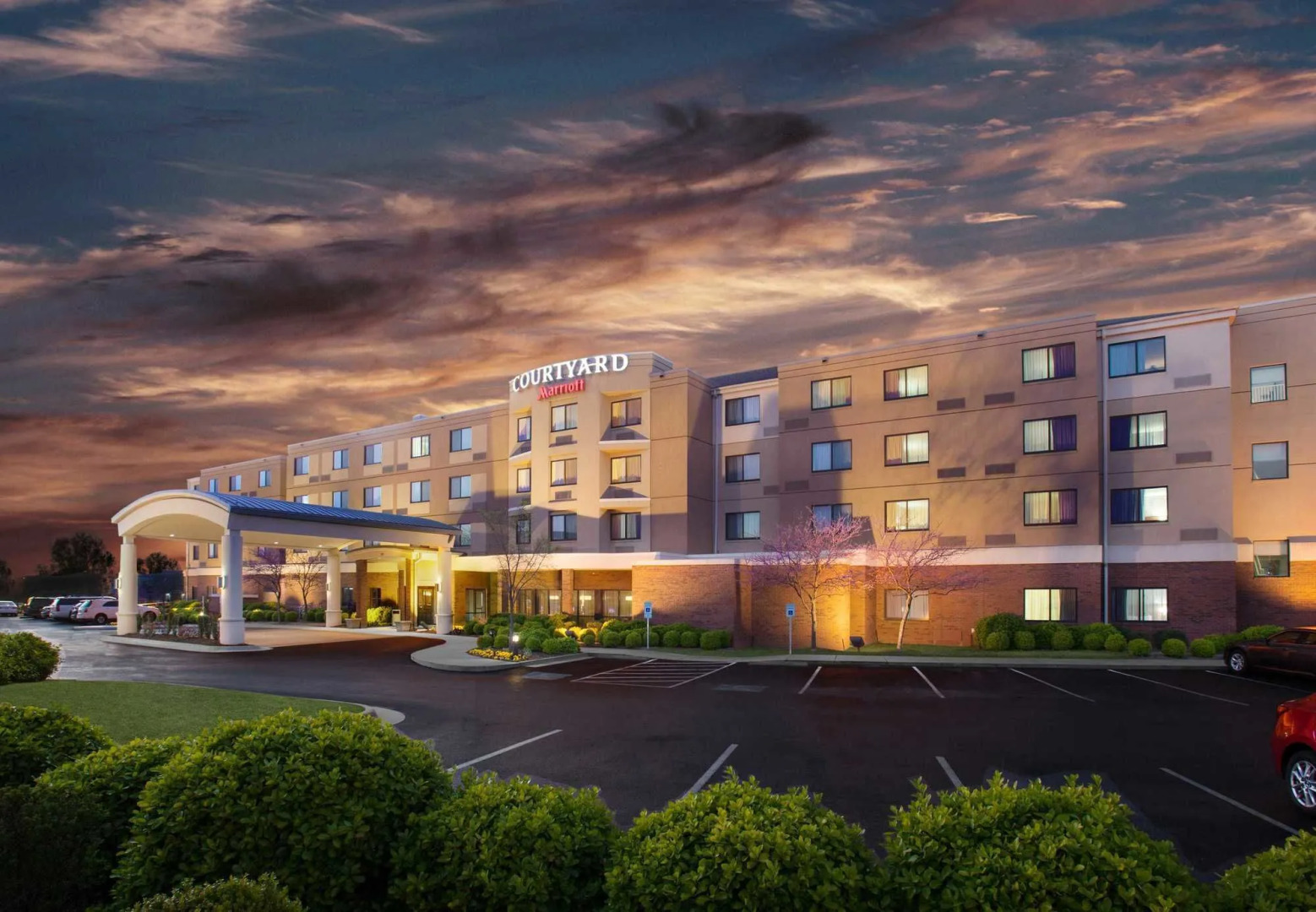 Courtyard by Marriott Fayetteville
