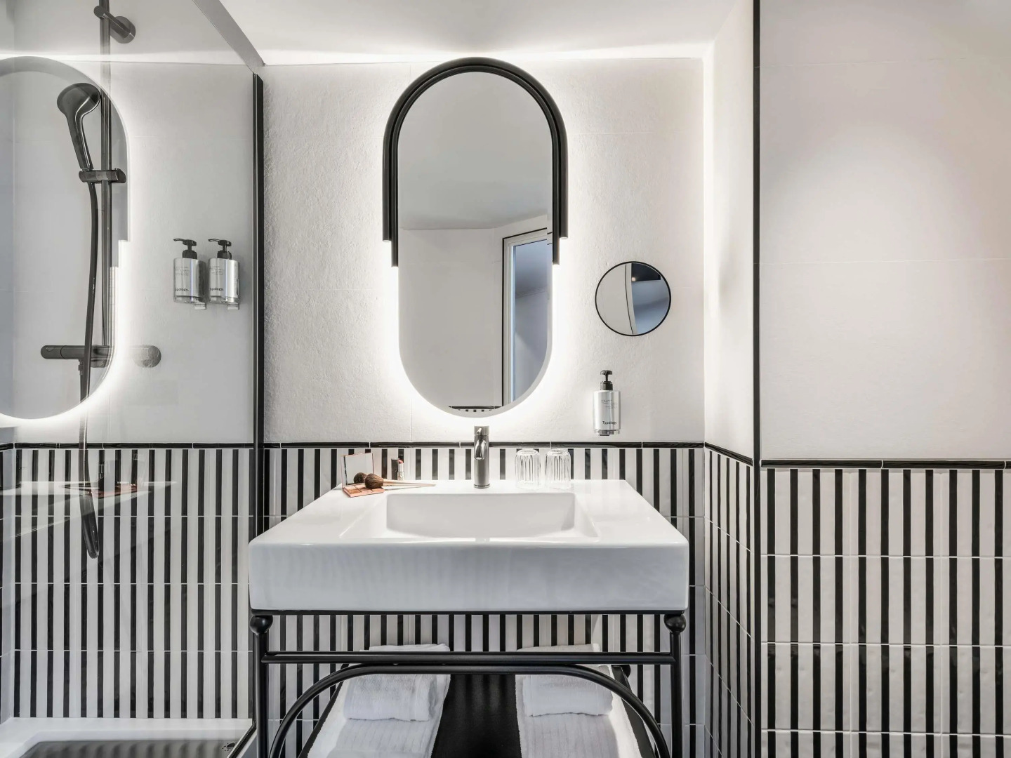 Hotel Faubourg Galant Paris - Handwritten Collection