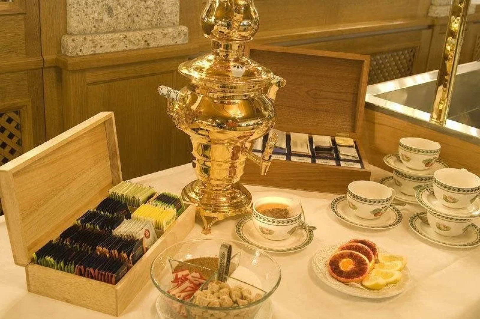 Lakeside Motor Lodge