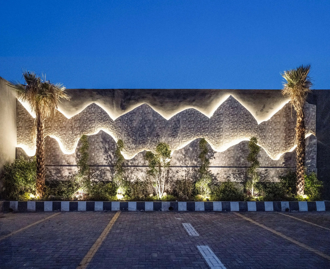 Oxygym Club Hotel & Suites