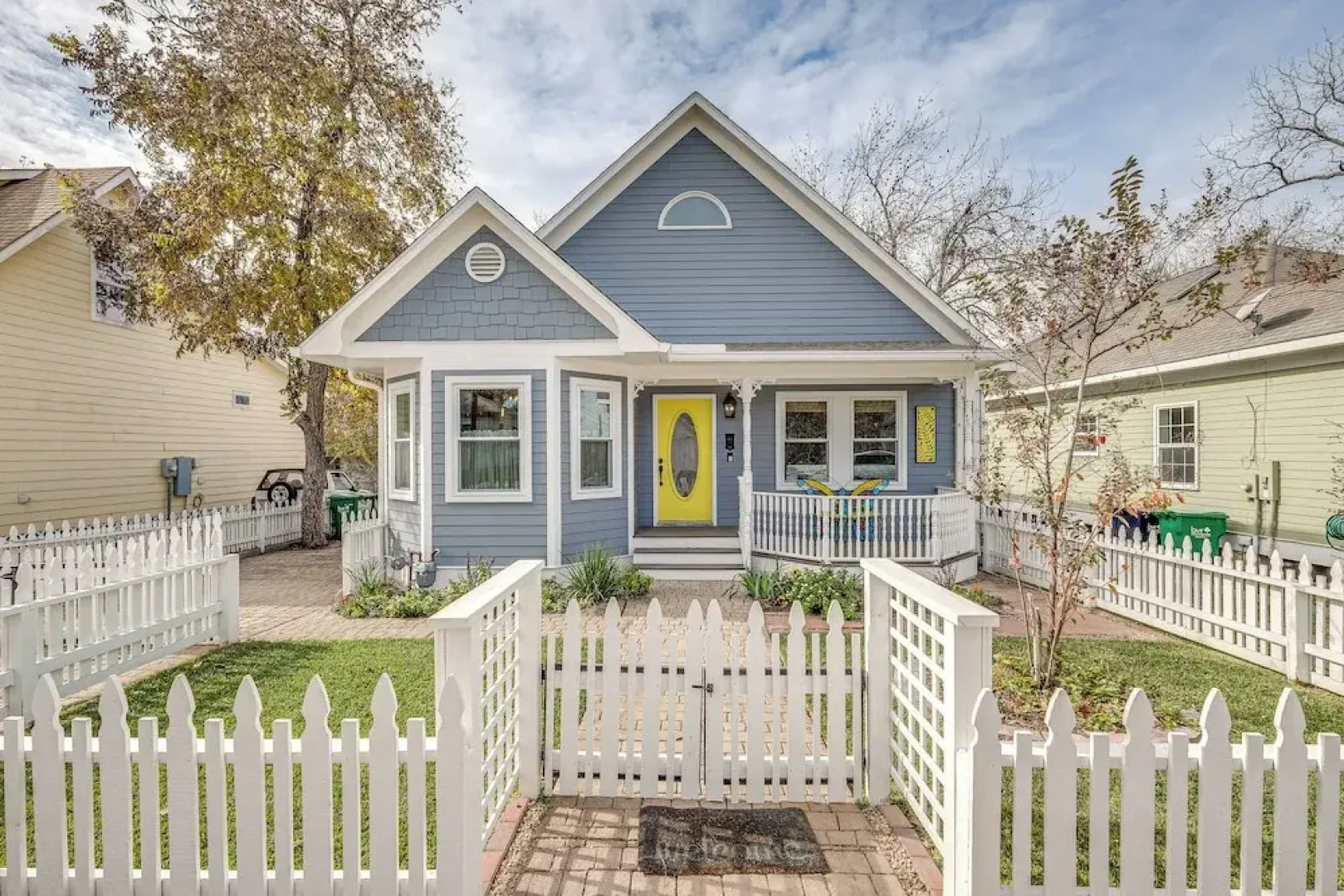 Brenham Rental w/ Deck & Yard < 1 Mi to Downtown!