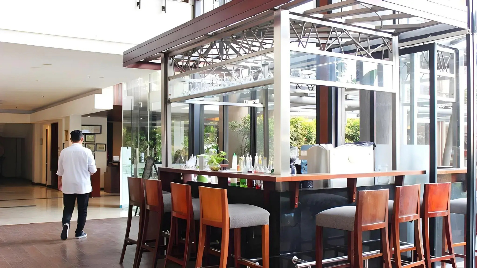 Horison Ultima Ratu Serang