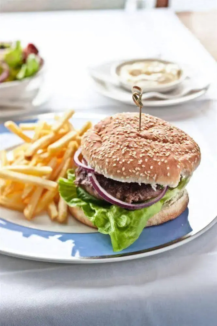 Strandhotel Nassau-Bergen