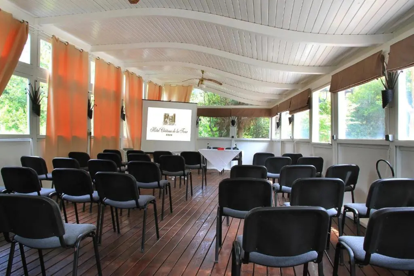 Hotel Chateau De La Tour