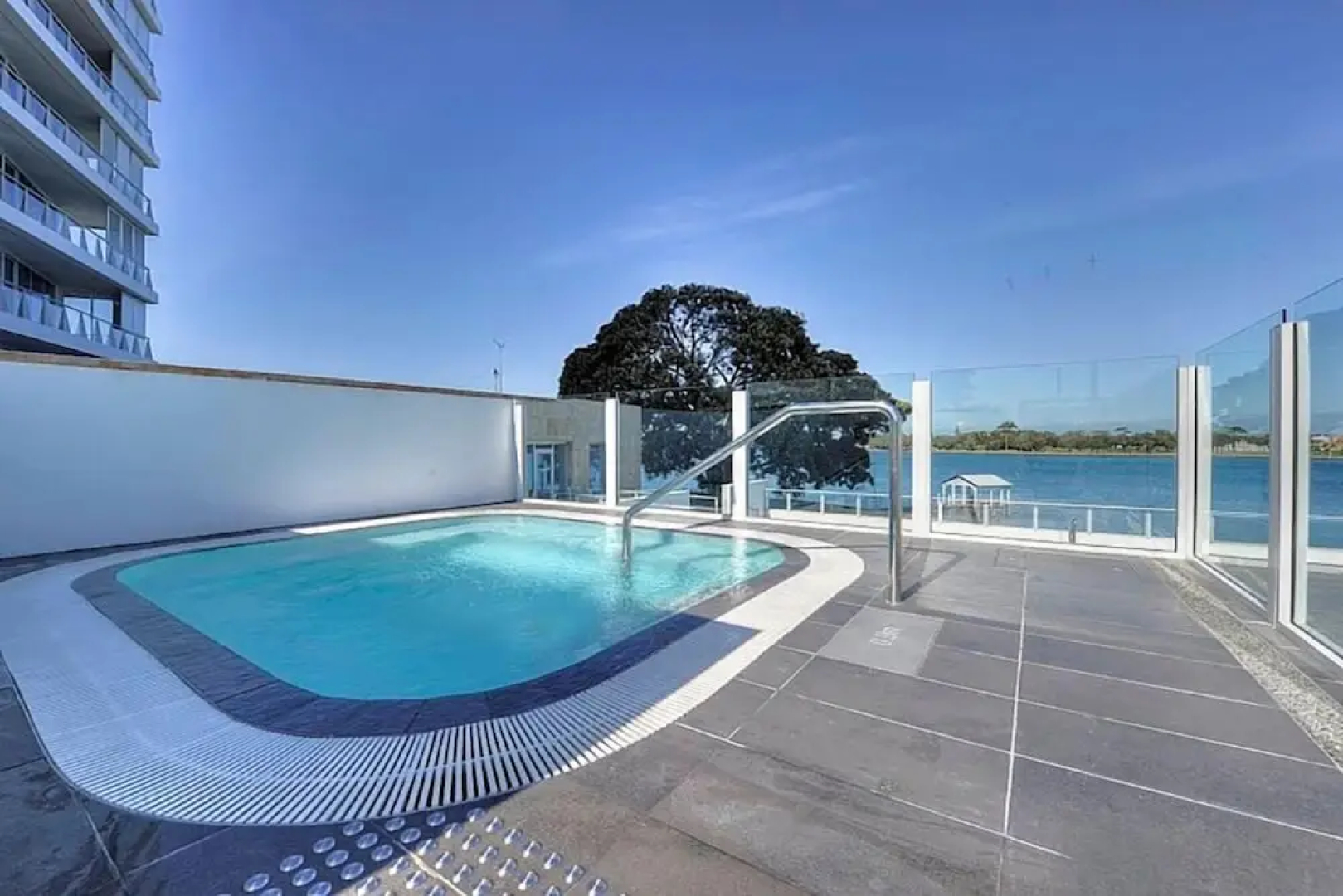 Bridgepoint 1105