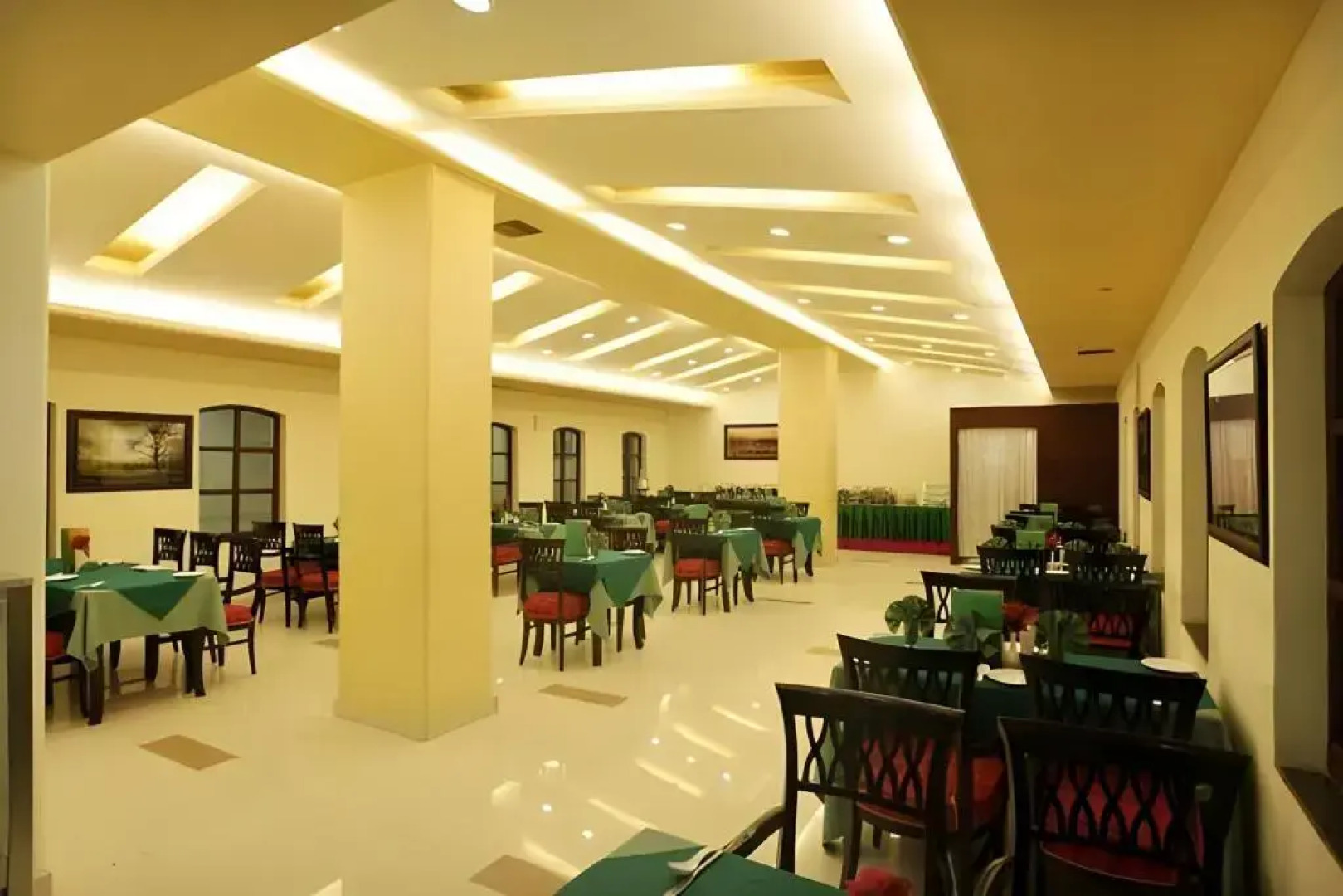 Hotel Grand Mumtaz Towers