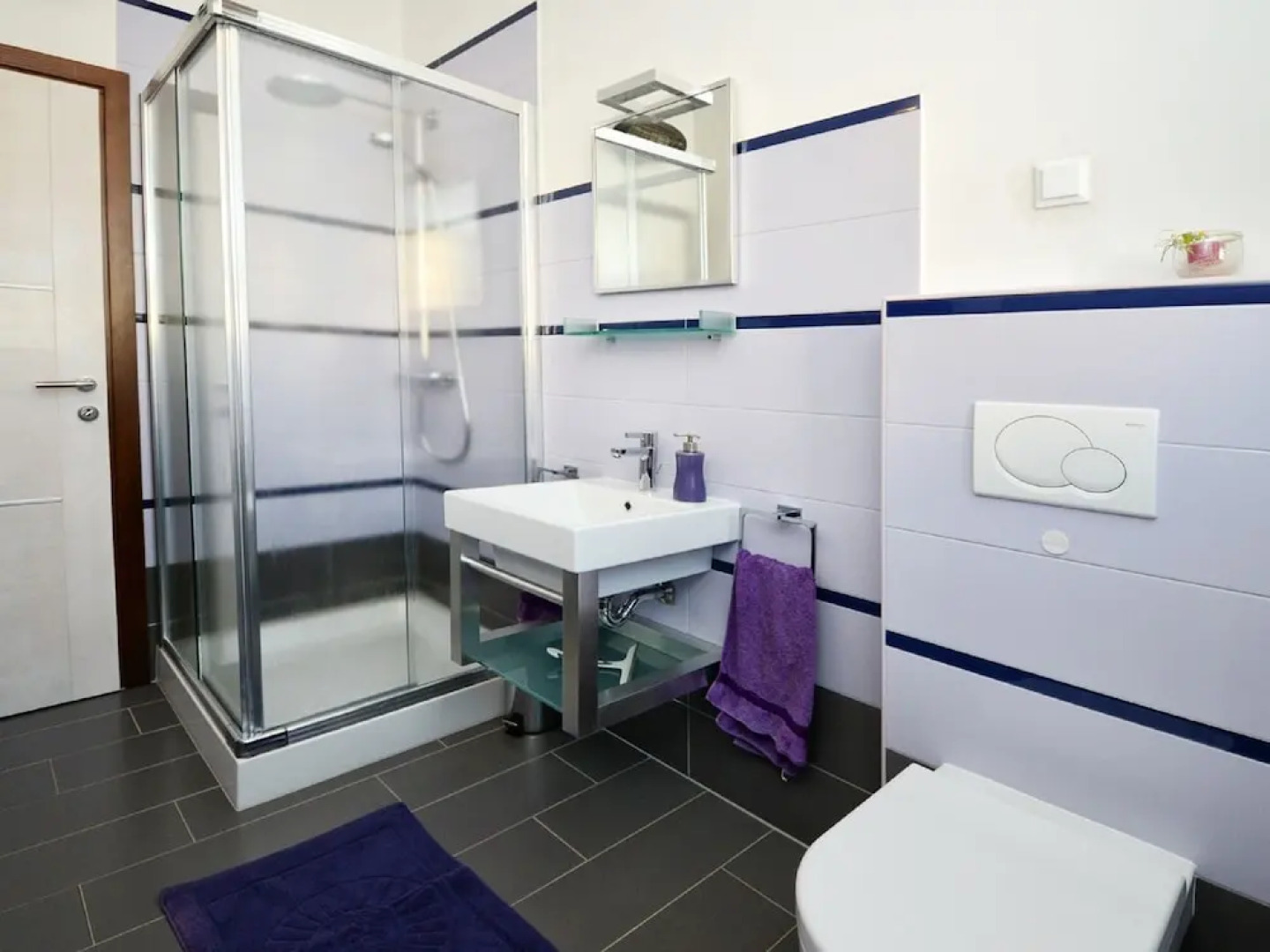 Beautiful Holiday House With Private Pool and Terrace