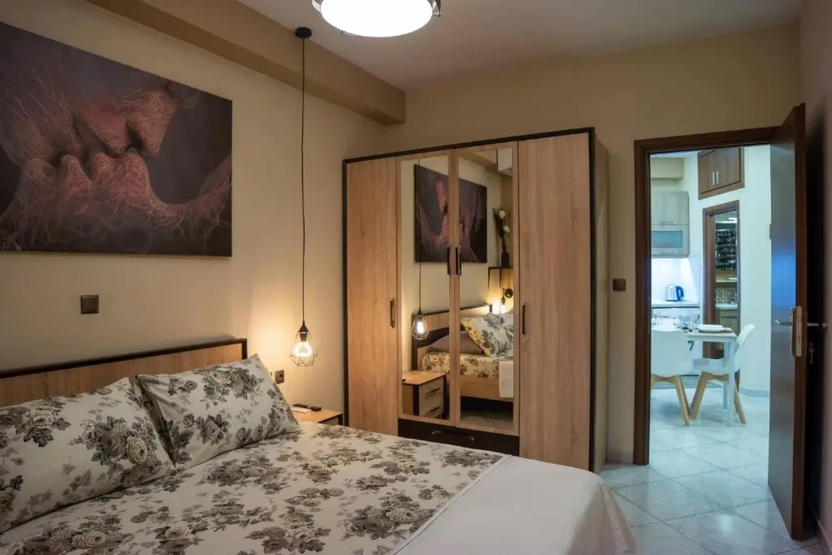 First View Apartment