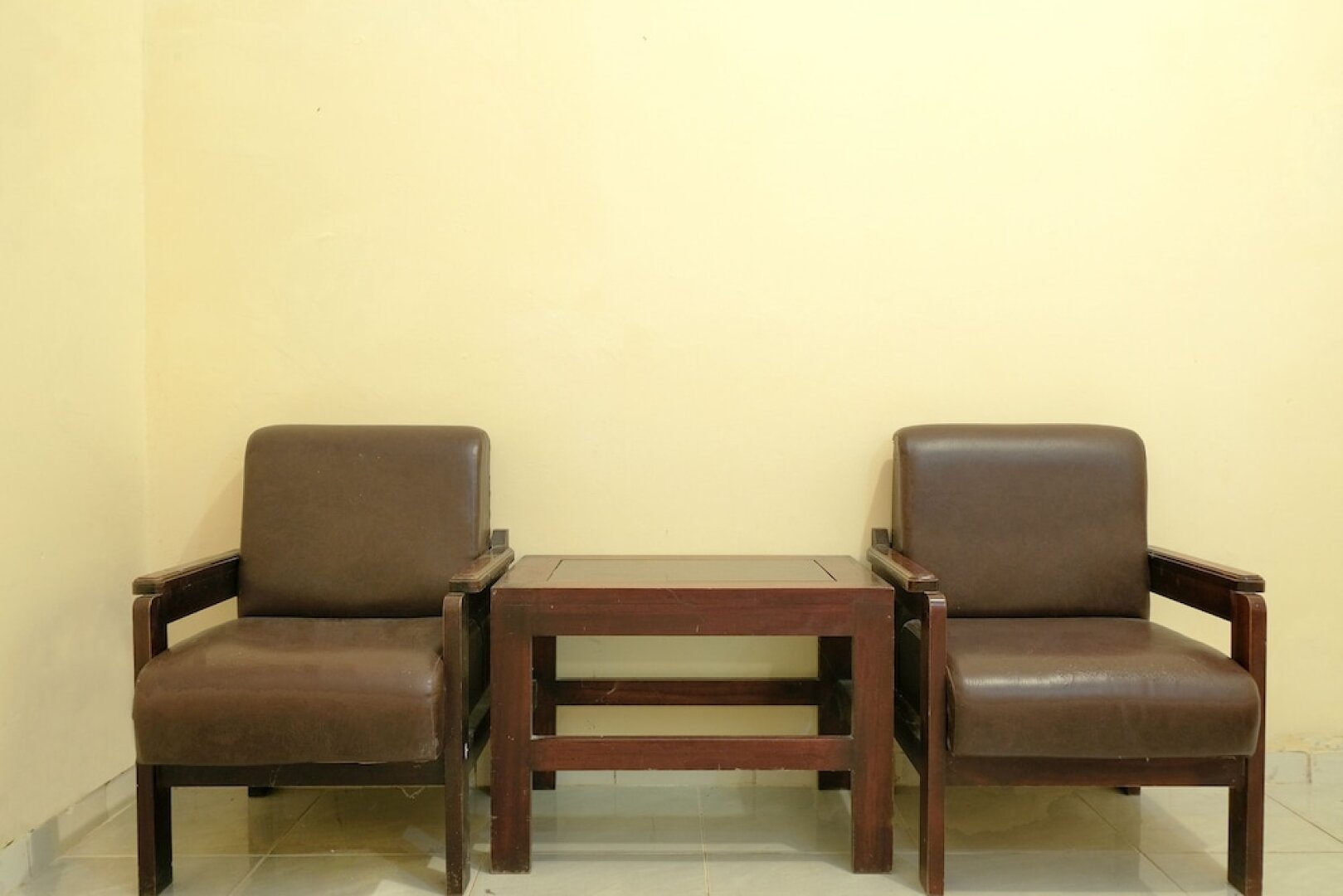 OYO 561 Hotel Citra Indah Near RS Ludira Husada Tama