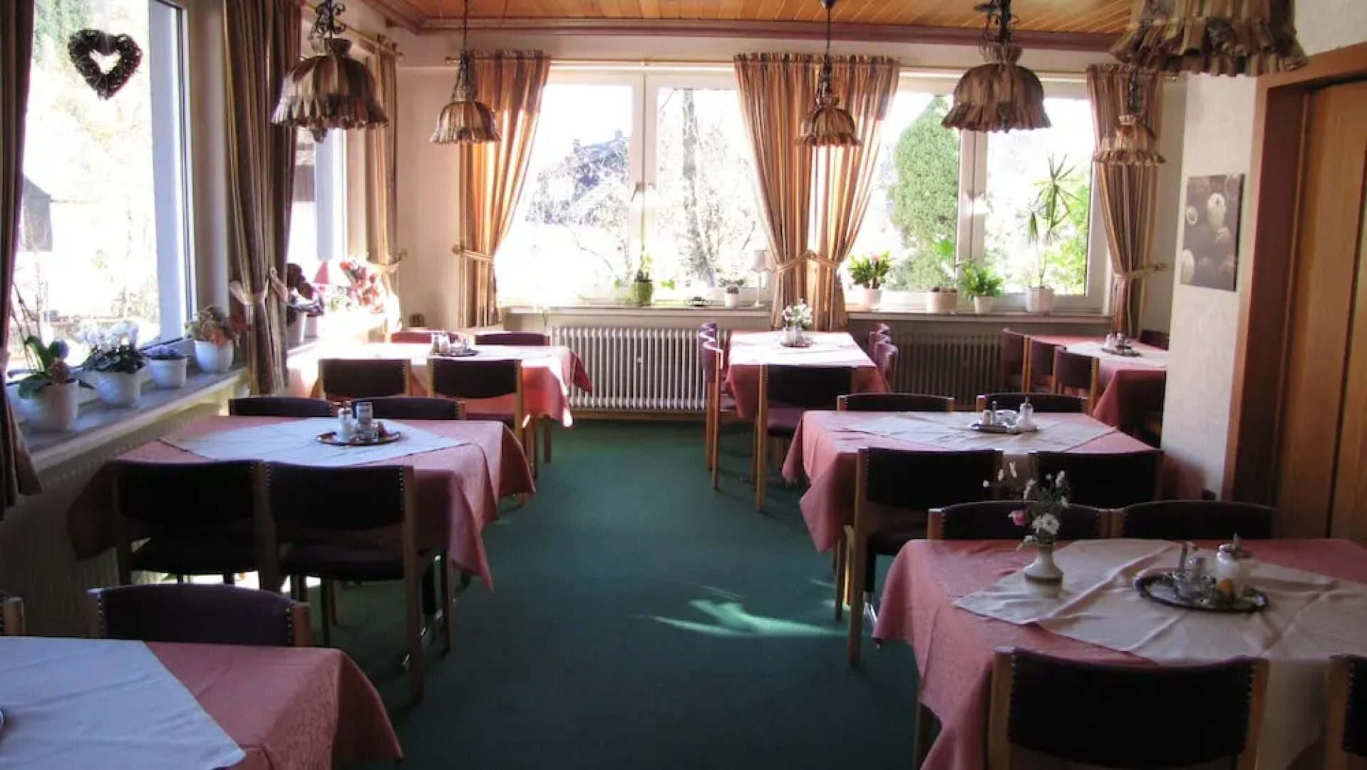 Pension Restaurant Schnorbus