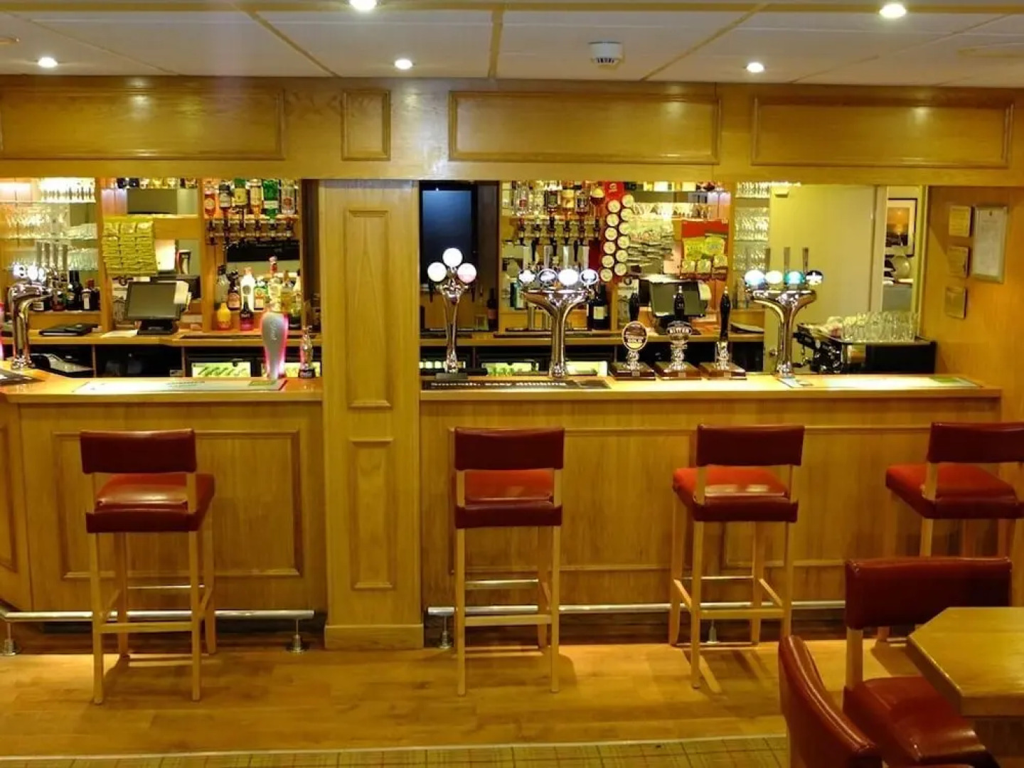 The Golden Lion Hotel