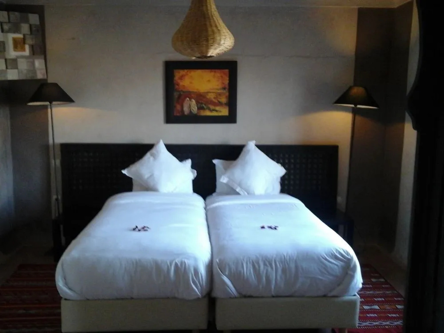 Shems Moon Lodge & Spa