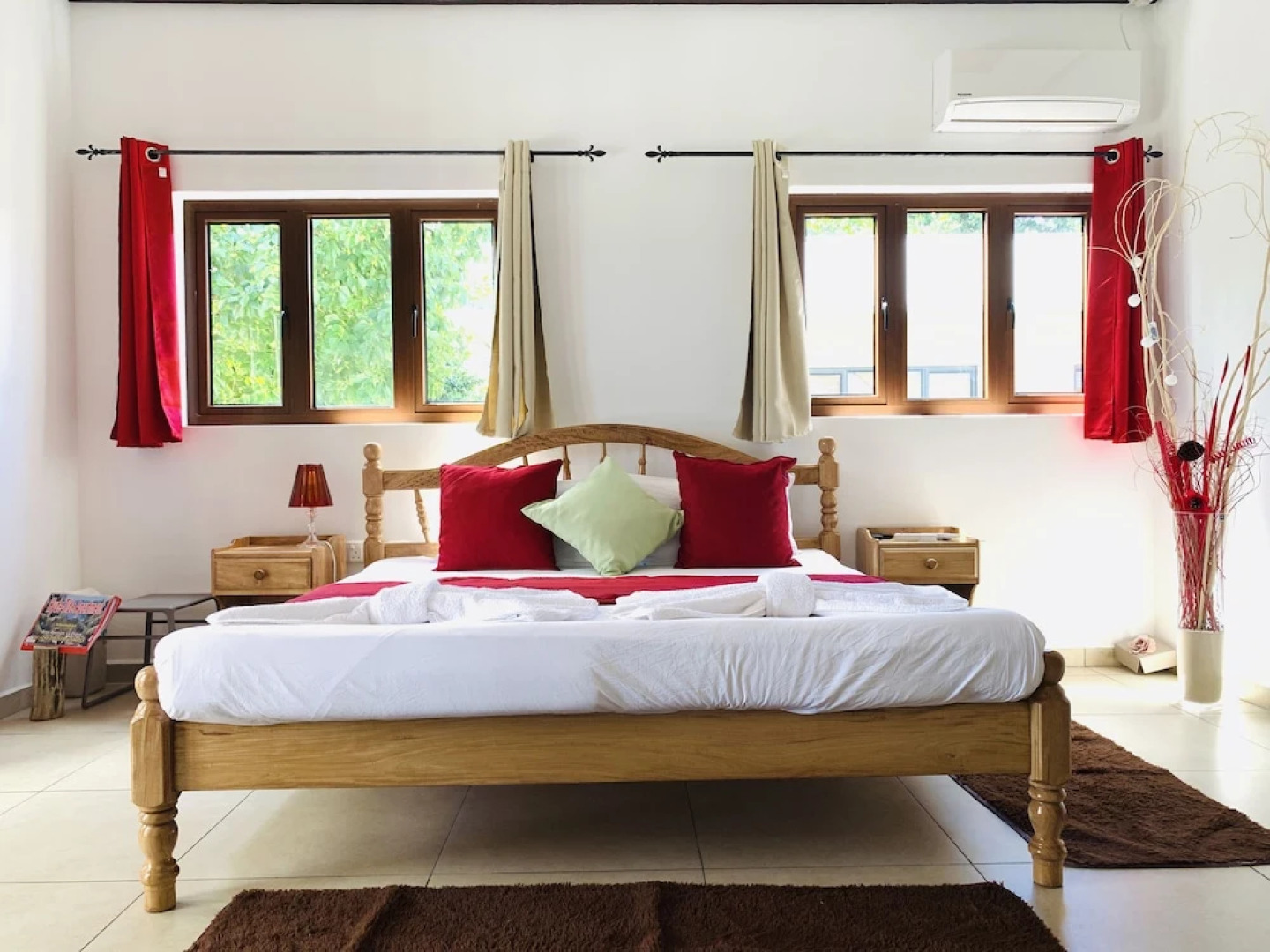 Hyde-Tide Apartments