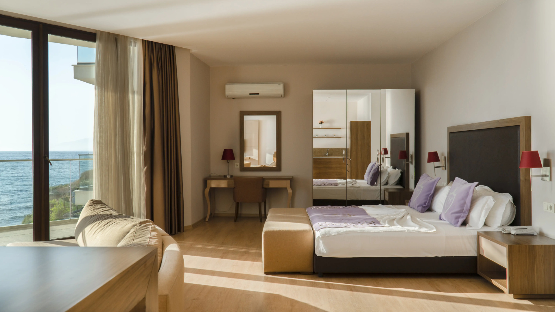 Ladies Beach Suit Otel