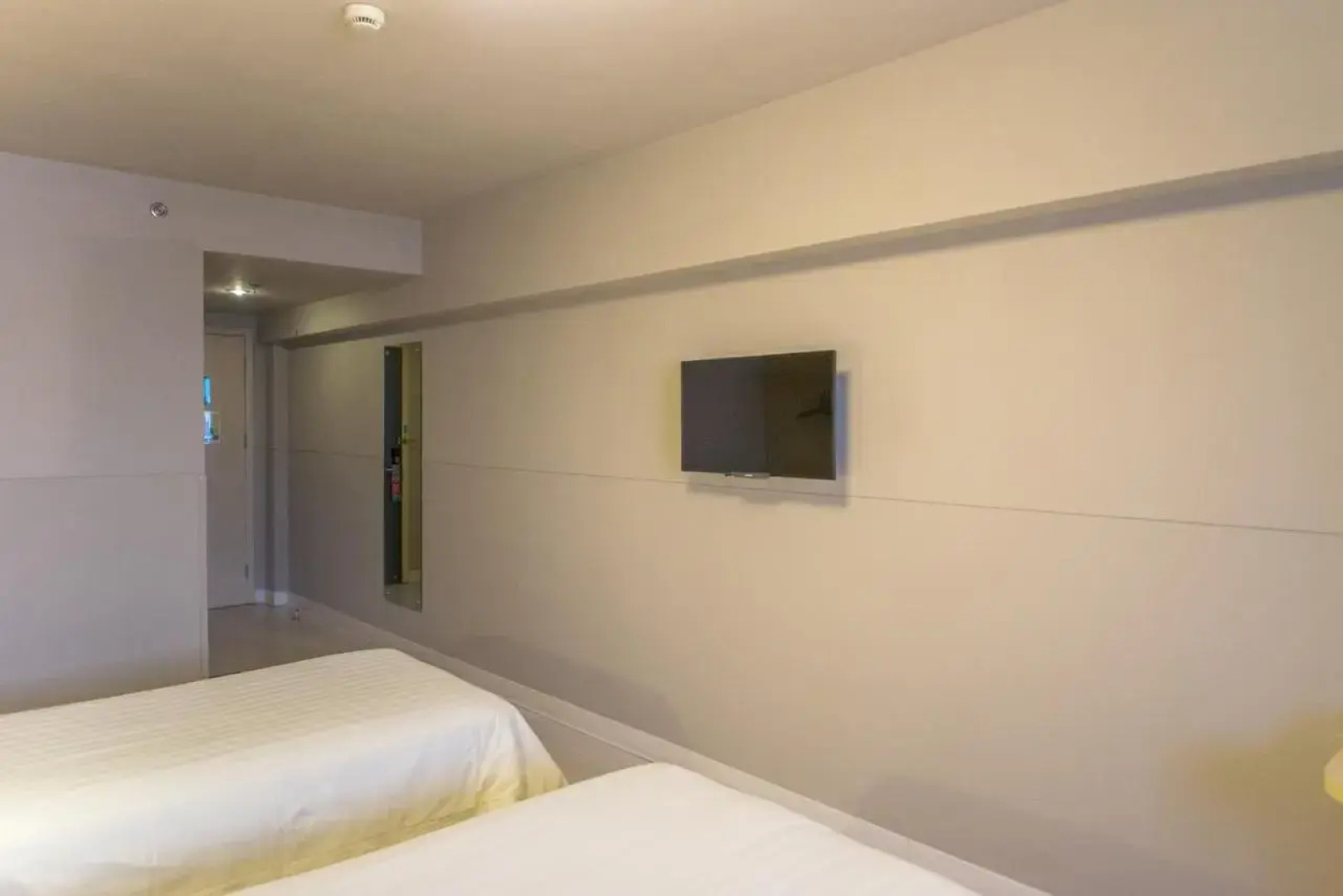 Puer King Land Hotel