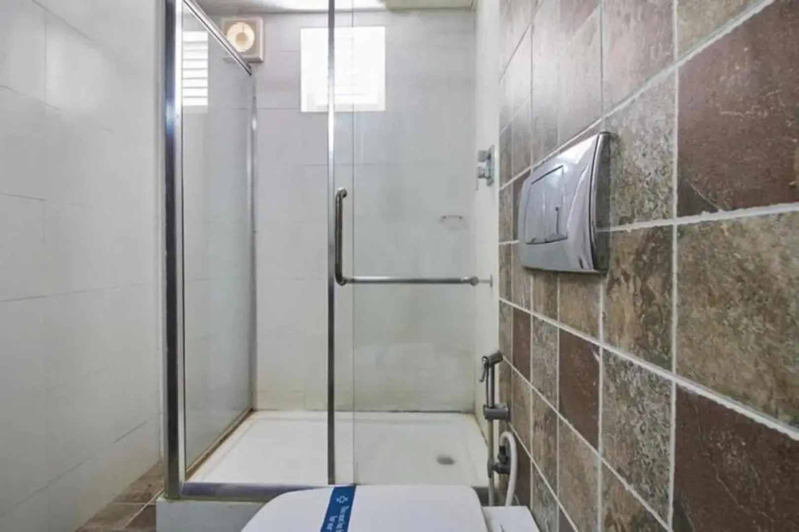 Vits By Spree Hotels Le Pebble