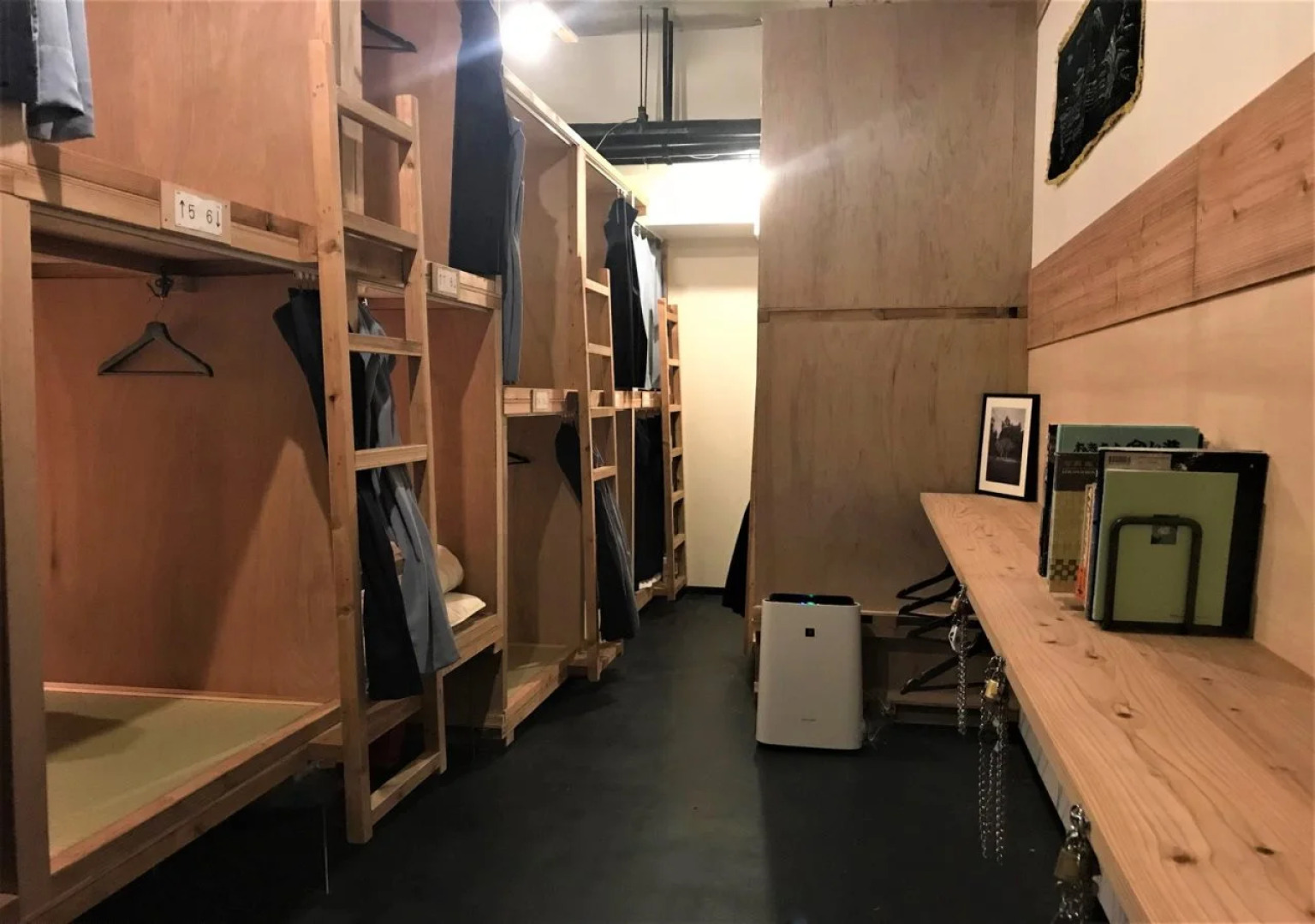 AIEN Coffee and hostel