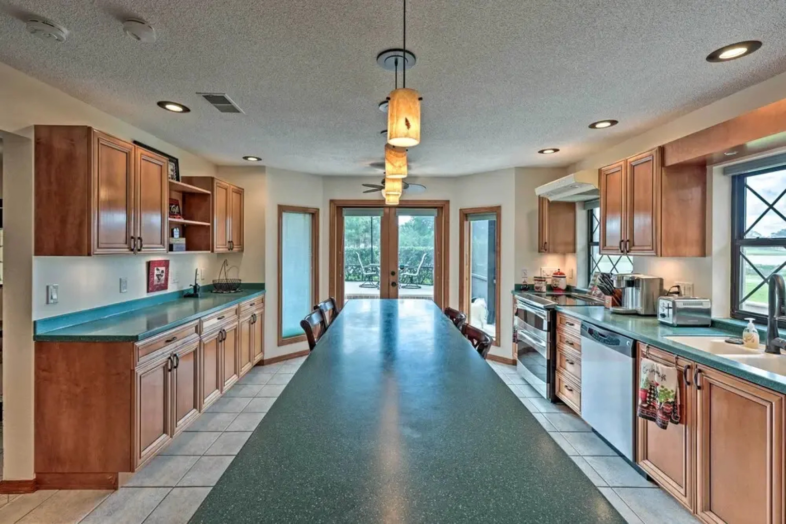 The Aviator's Dream: Pool, Spa & Private Runway!