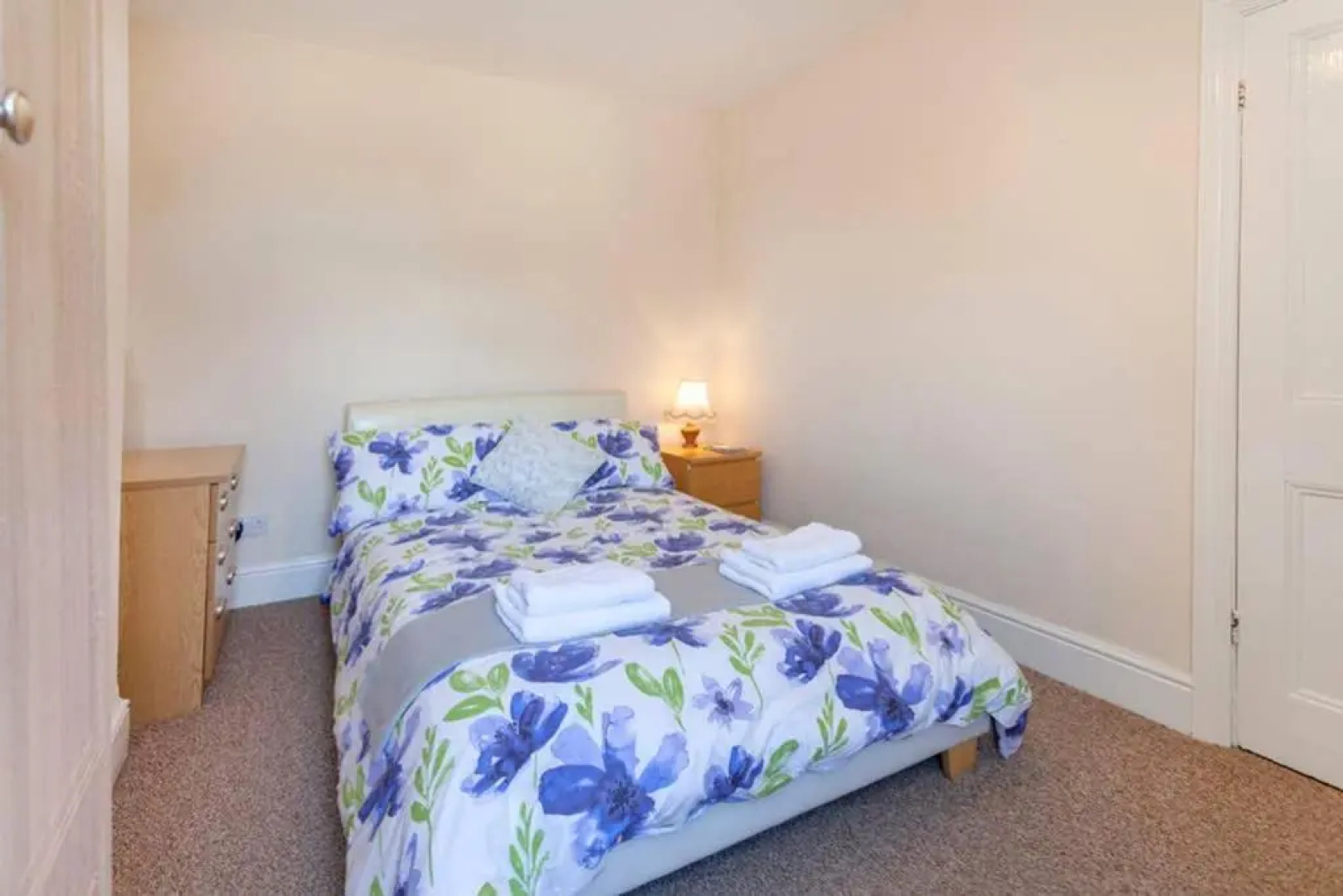 Silver Stag, Comfortable, Spacious and convenient 2 bed house