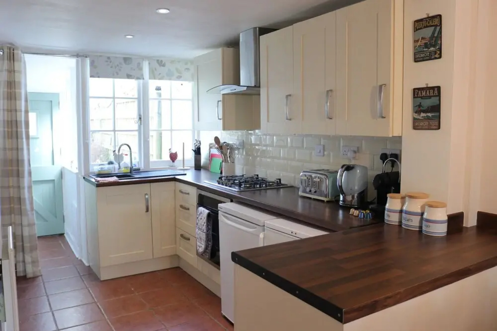 The Horse & Cart Inn