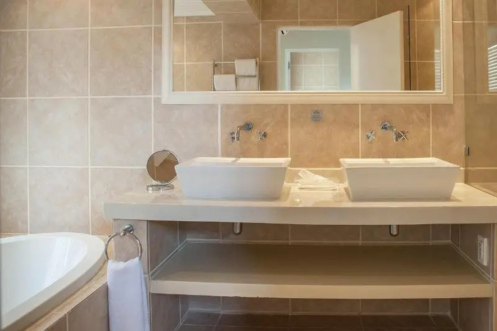 Rijks Wine Estate and Hotel