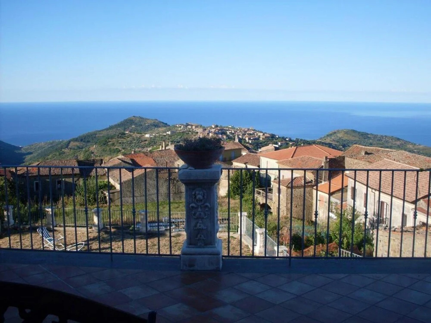 Apartment with One Bedroom in San Mauro Cilento, with Wonderful Sea View And Enclosed Garden - 7 Km From the Beach
