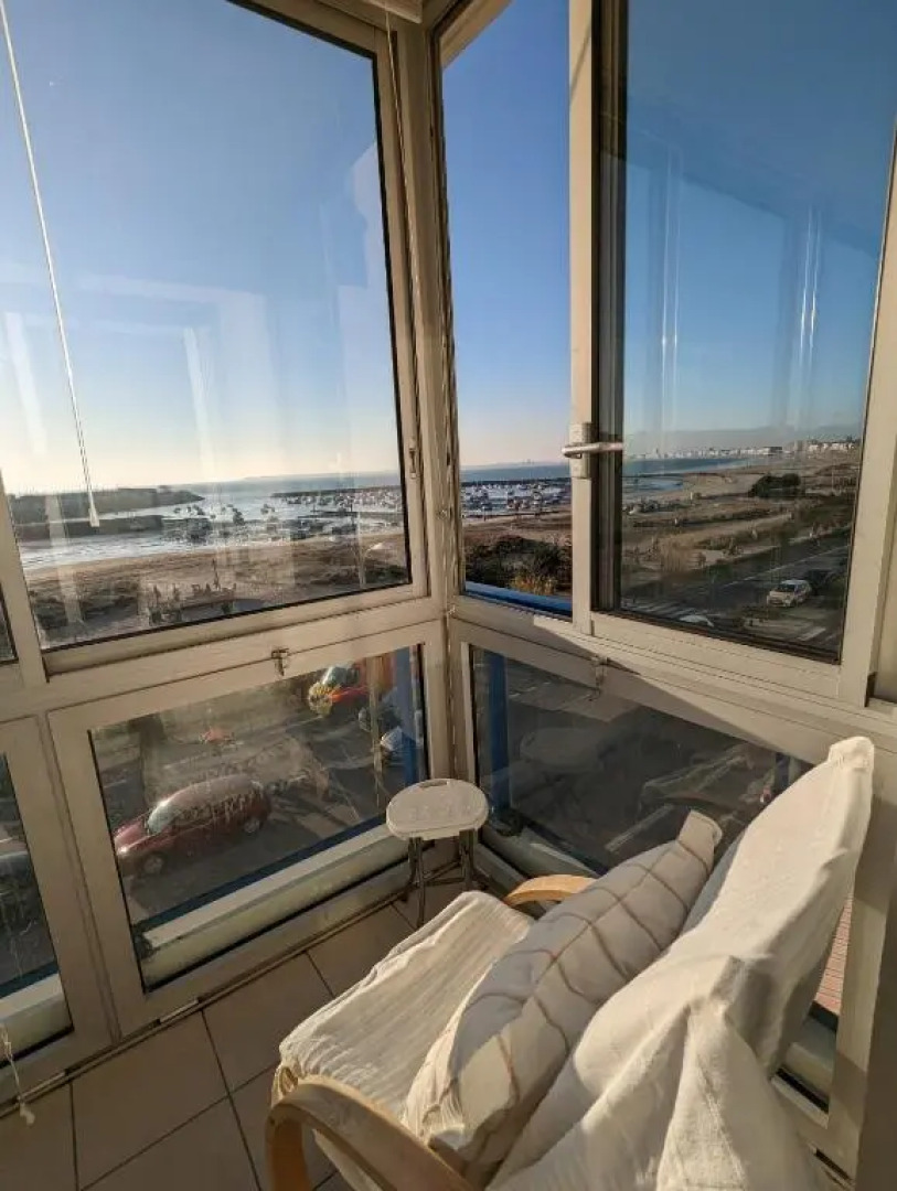 Nina STUDIO 5 PLACES AVEC VUE SUR LA BAIE AU PIED DES COMMERCES