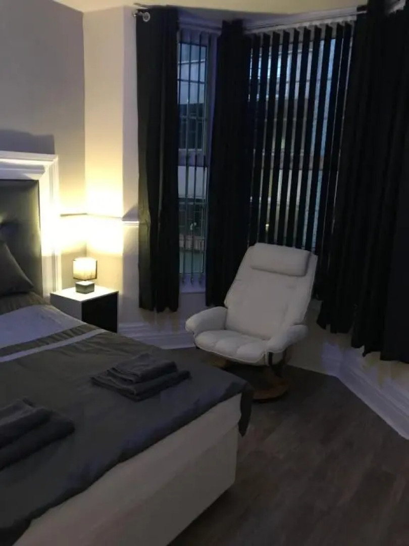 Sandy Pad's Apartments