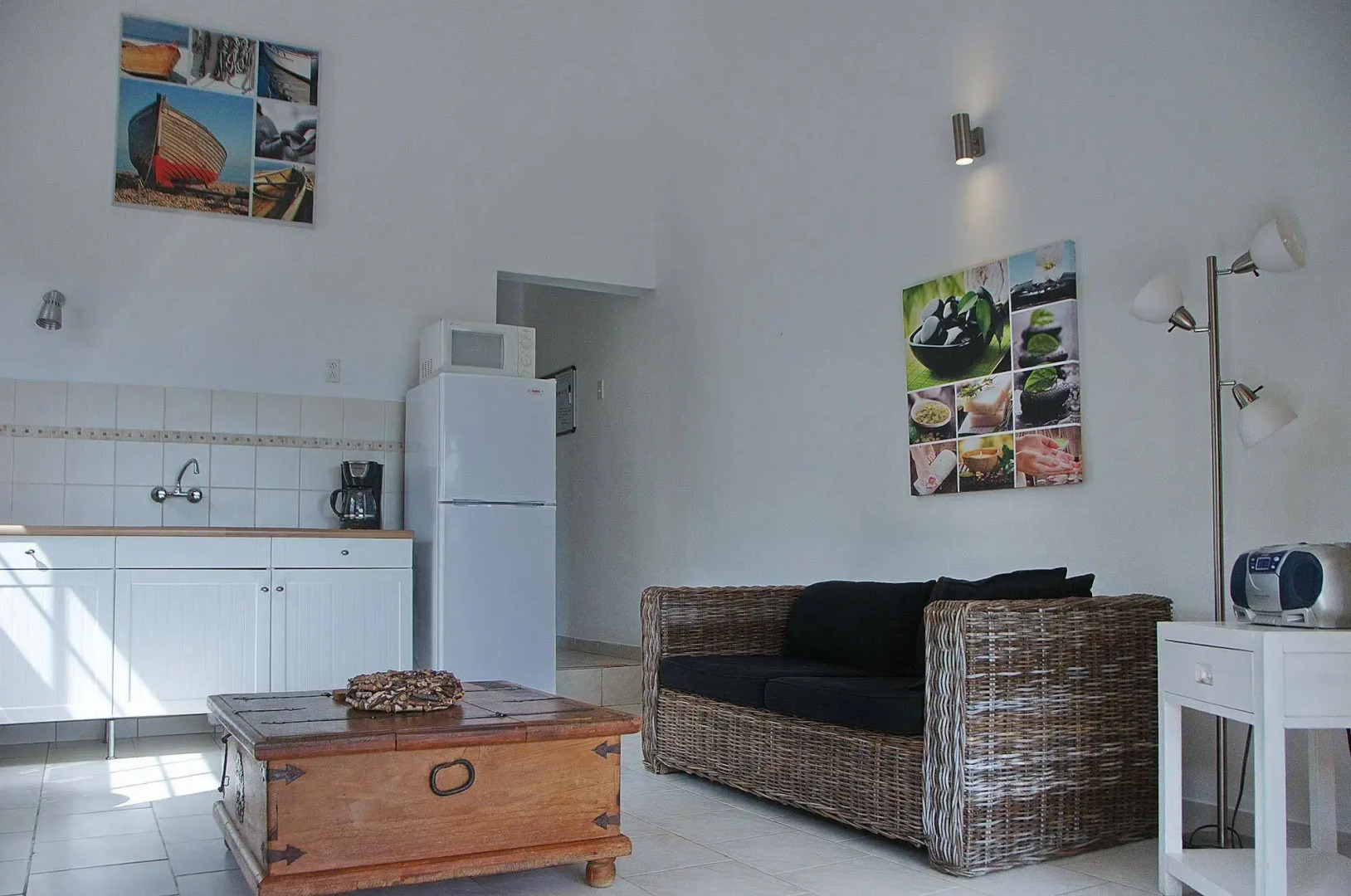 Bantopa Apartments and Villas