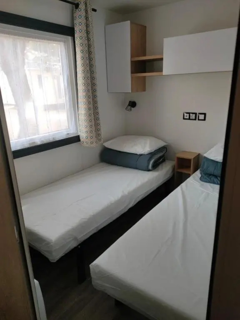 Mobil home 6 personnes 100m de la plage