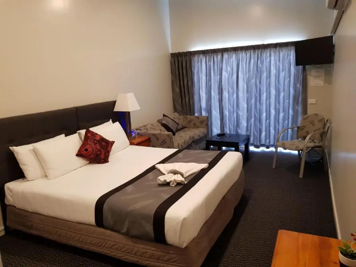 Silver Fern Lodge