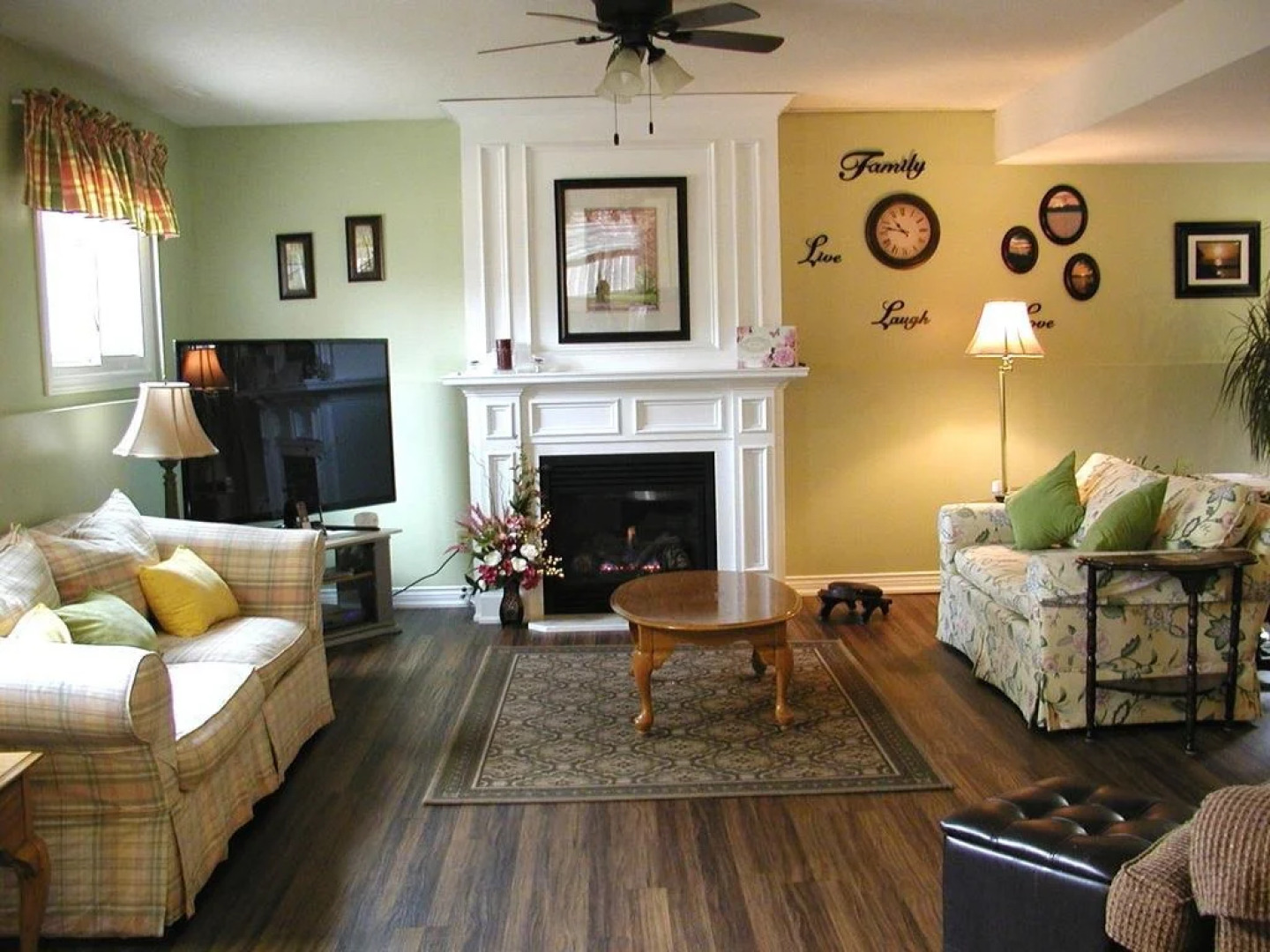 Dogs Are Welcome Studio Suite