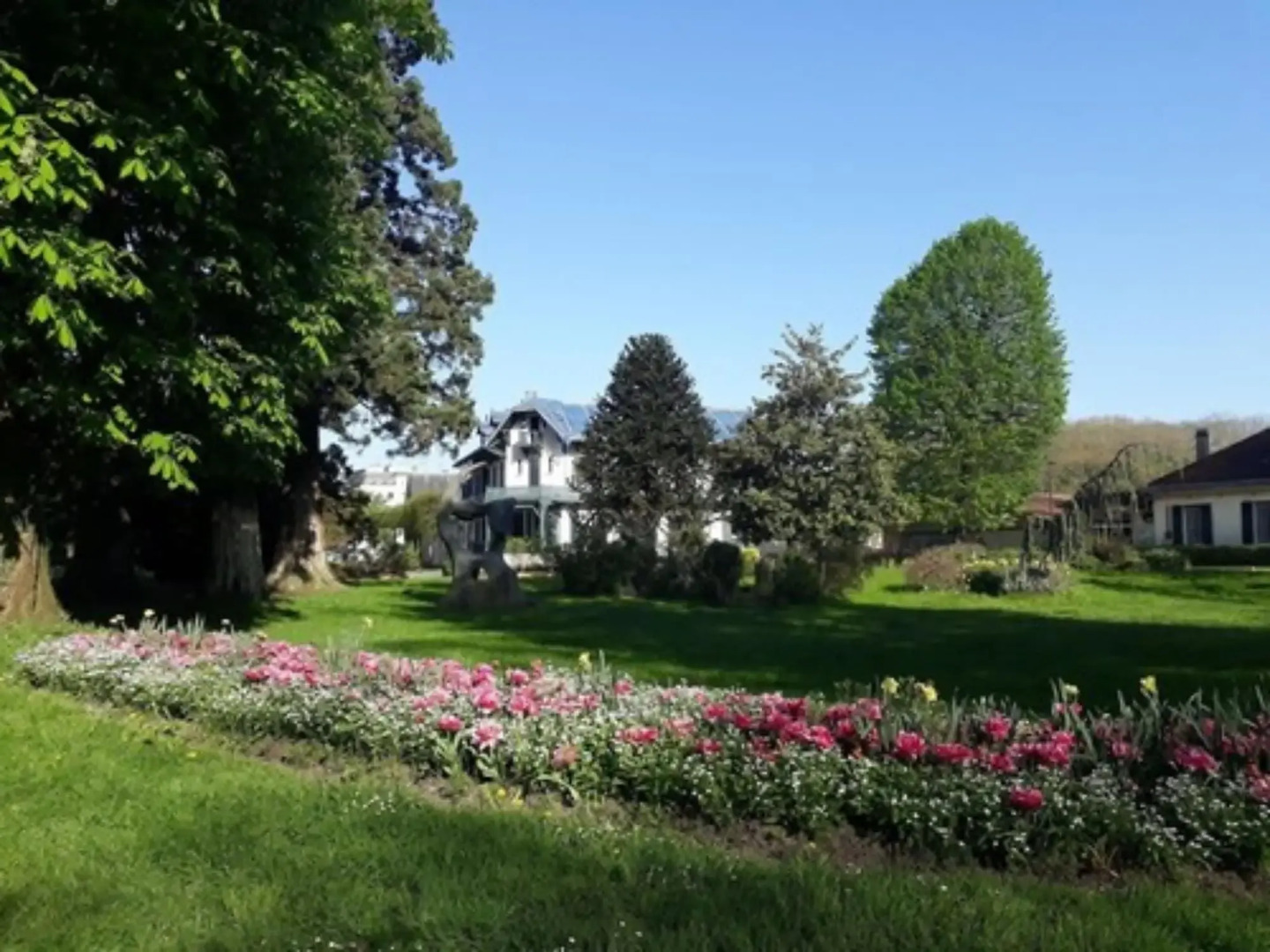 Hostel La Maison Montreau