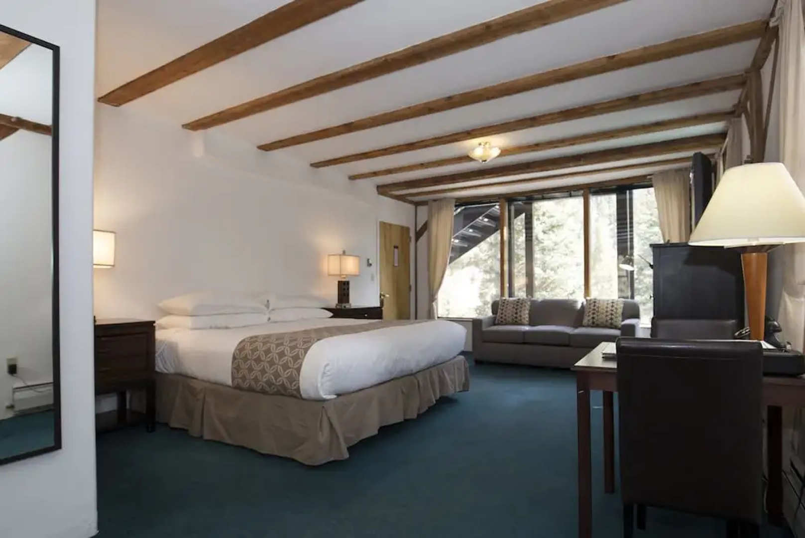 Columbine Inn at Taos Ski Valley