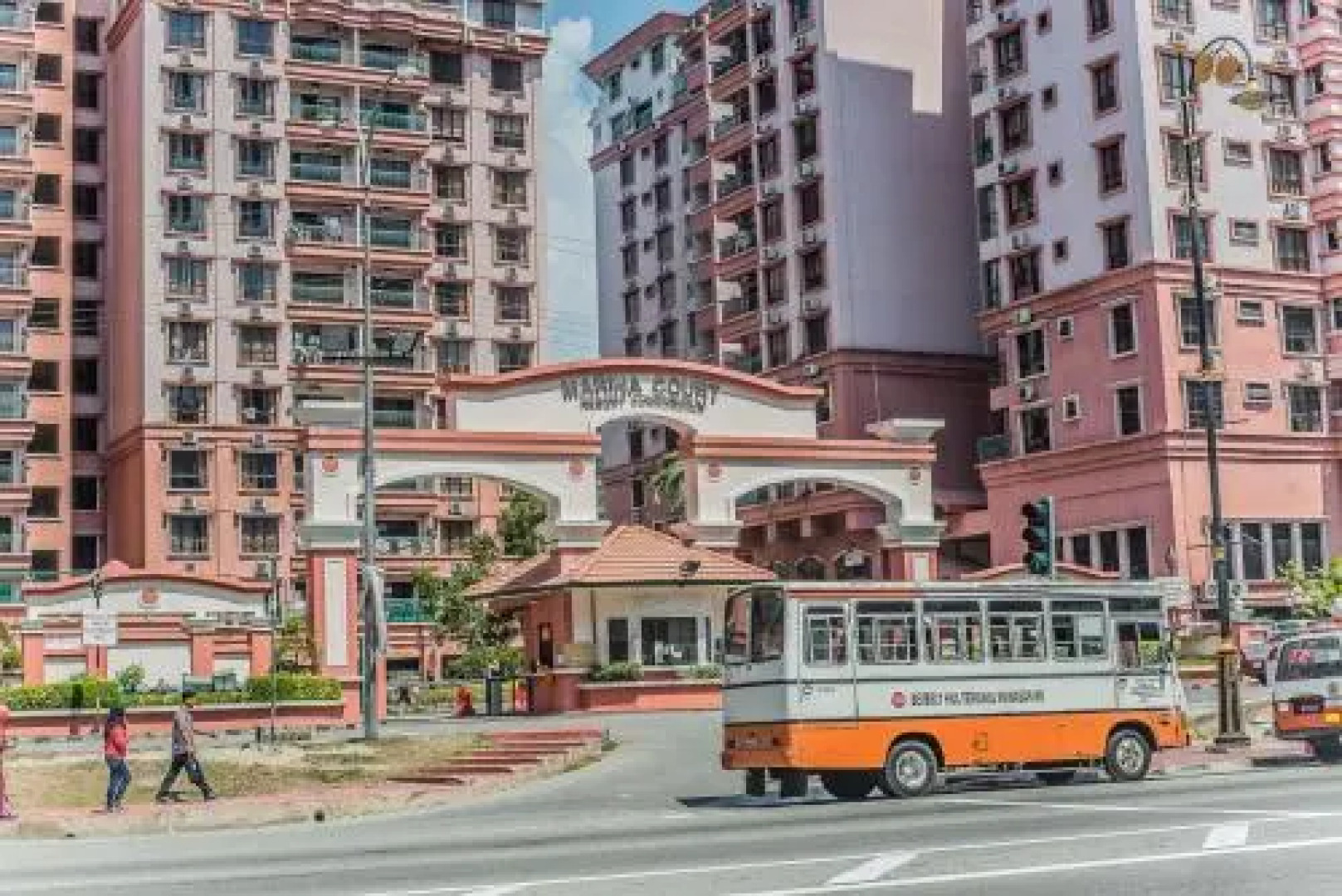 T & H Vacation Condo @Marina Court