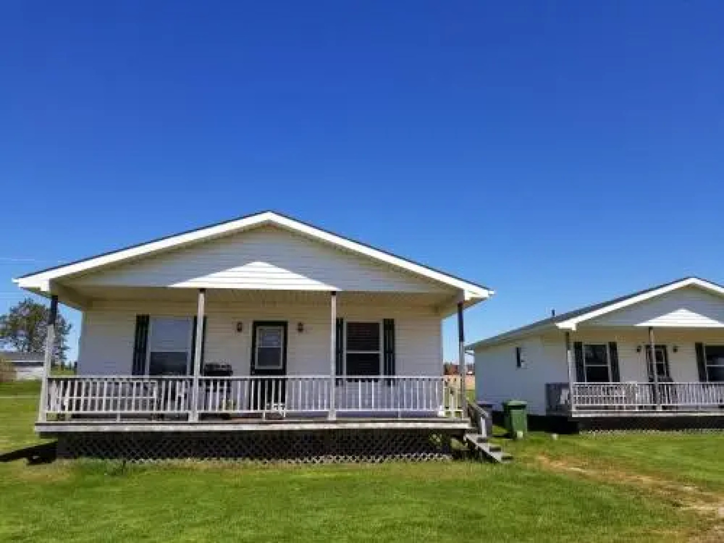 Merry Stanhope Chalets