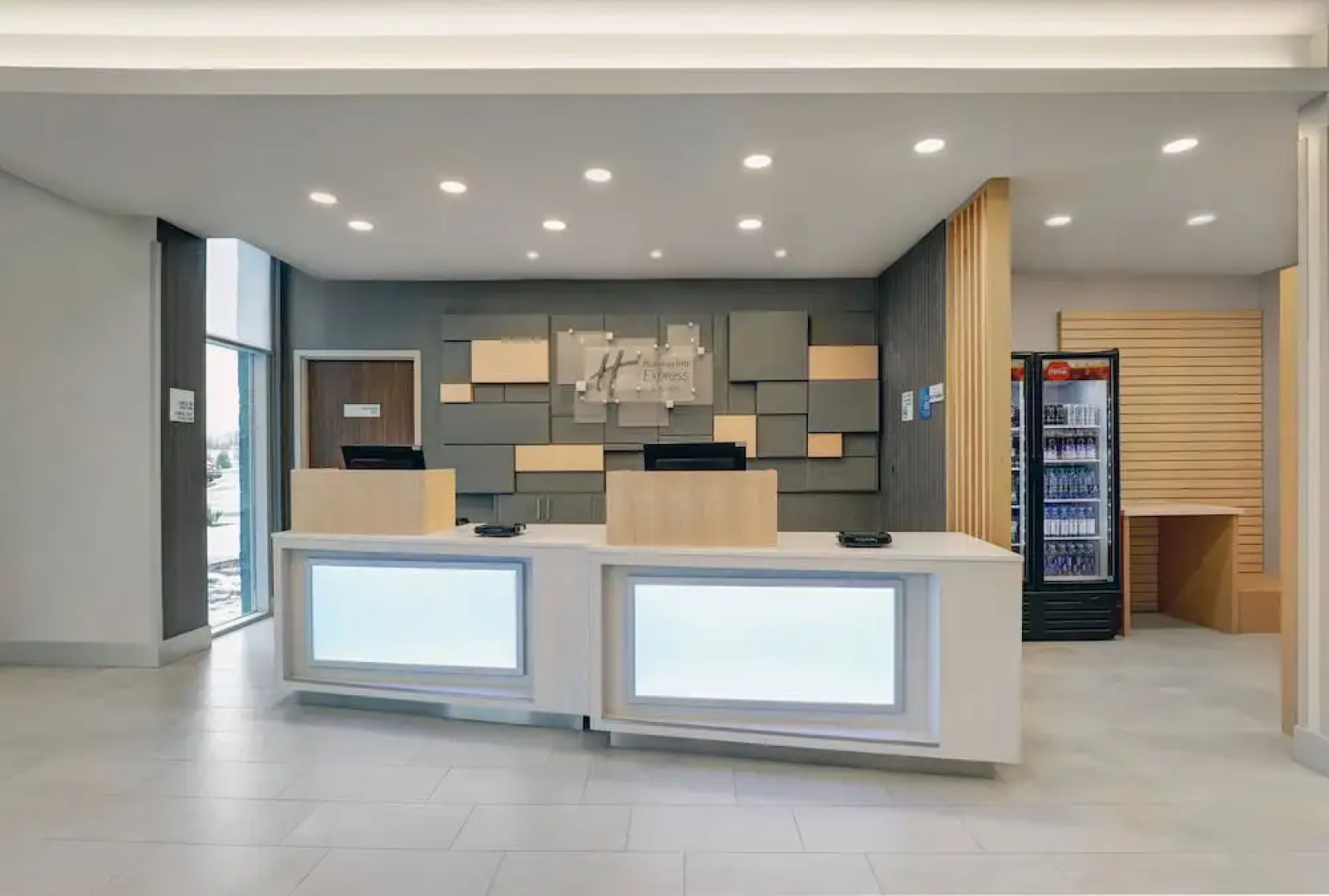 Holiday Inn Express & Suites Collingwood