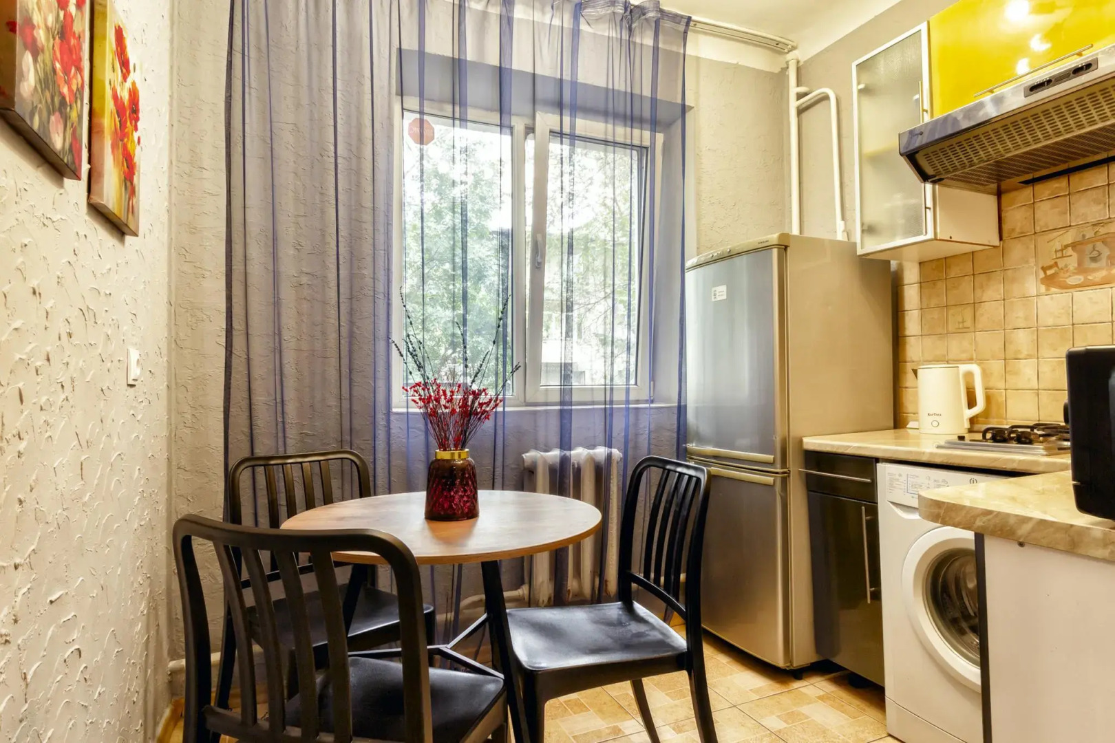 Лайтхаус на улице Кунаева 83А