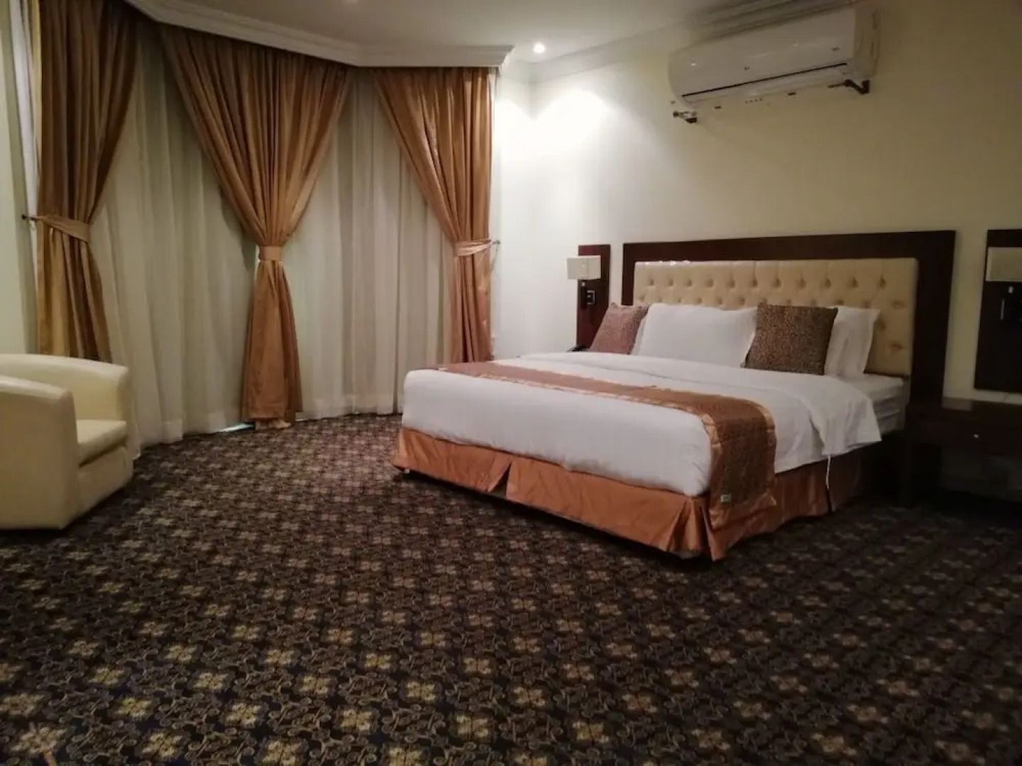 Al Rabitah Al Fondoqeiah Apartments