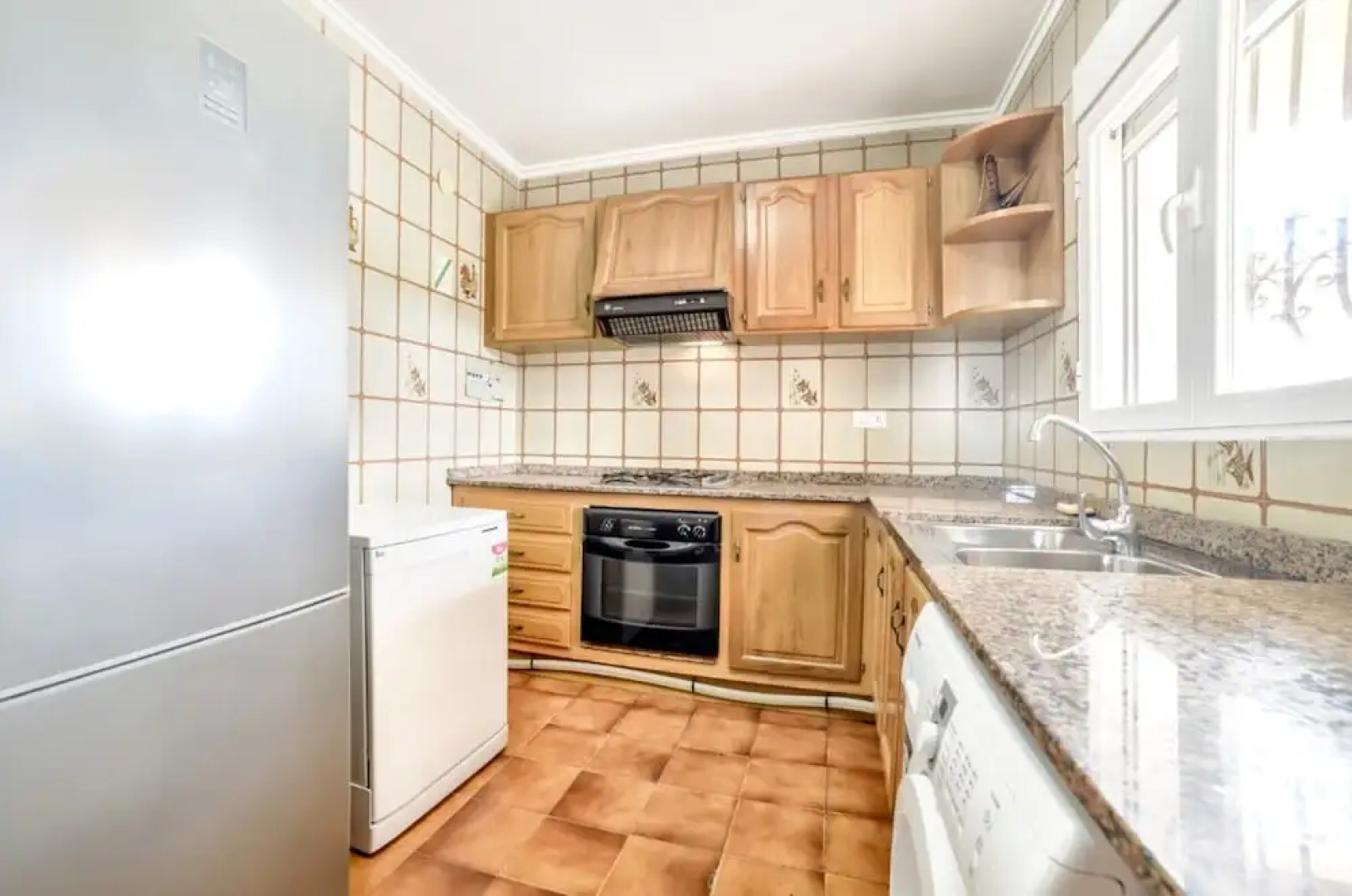 Villa - 6 Bedrooms with Pool - 105026