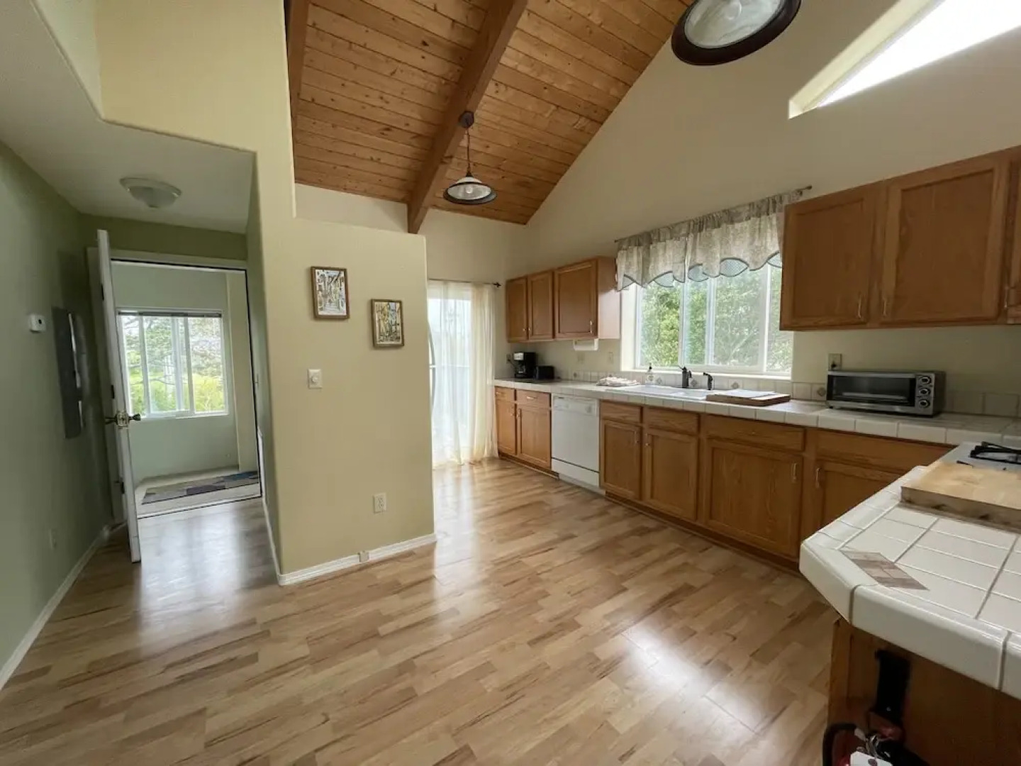 Bayshore RV Park & Guest Suites