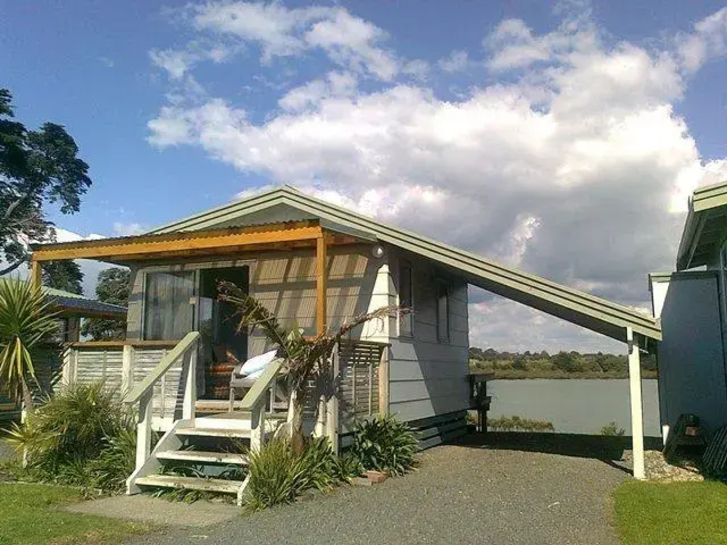 Clarks Beach Holiday Park