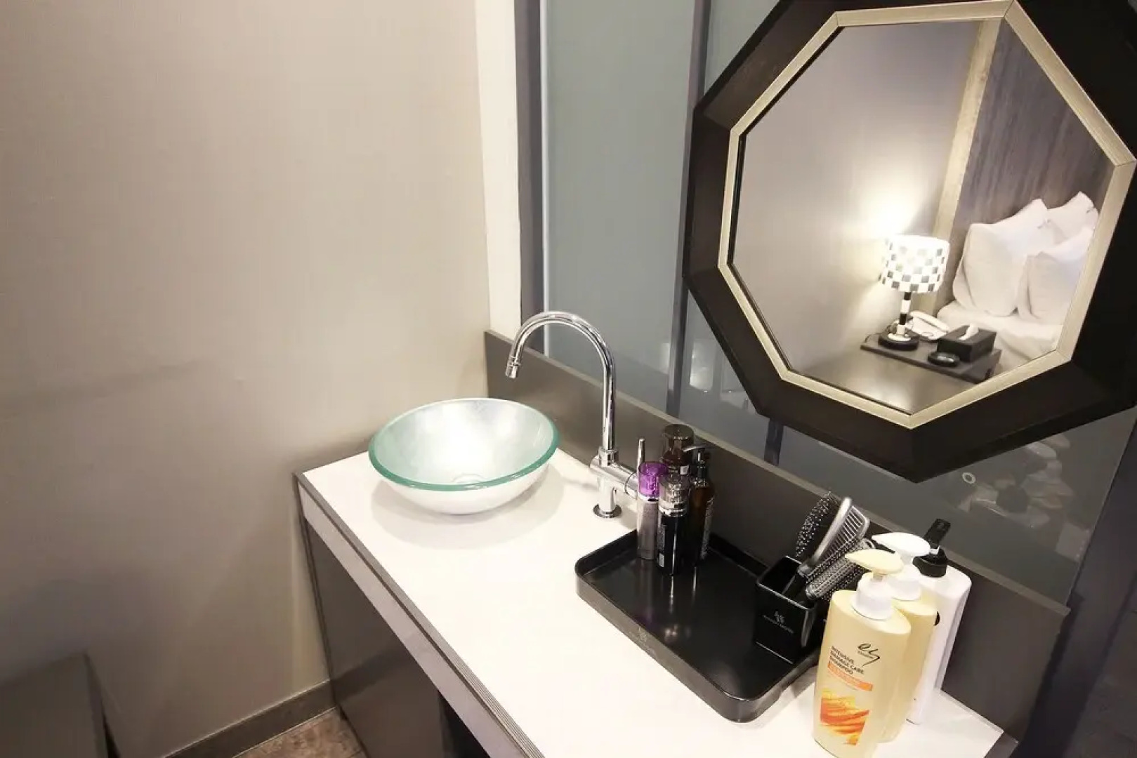 Uljin Neulbom Boutique