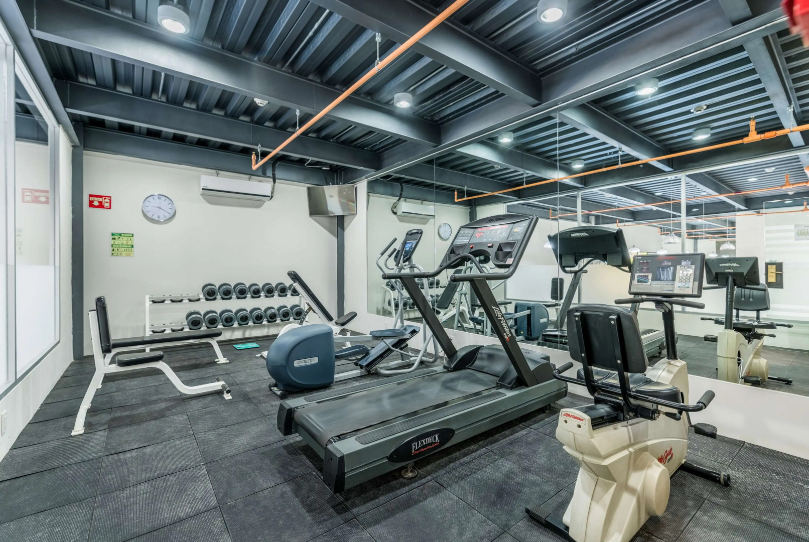 Wyndham Garden Guadalajara Expo