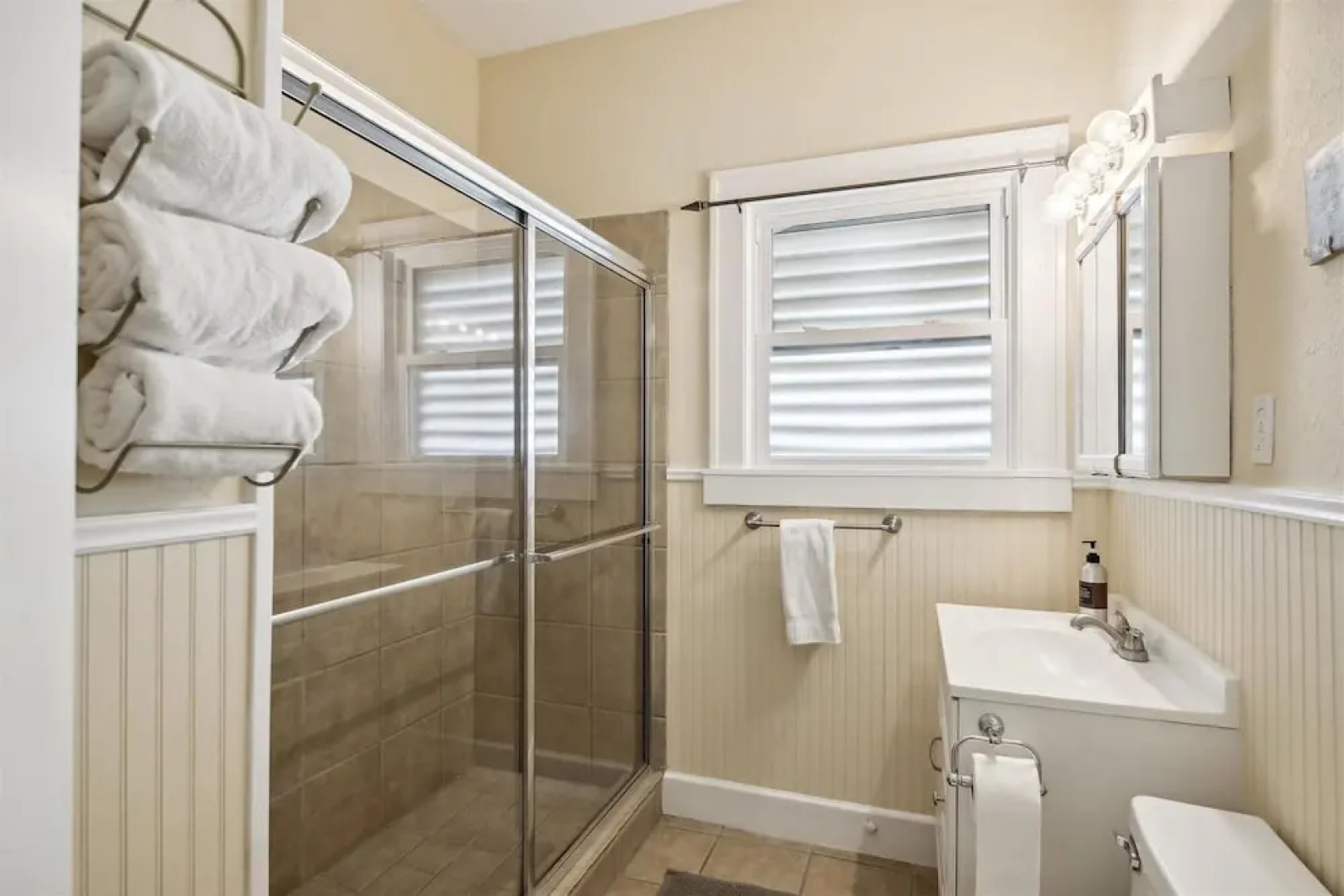 Endless Summer 3 Br home by RedAwning