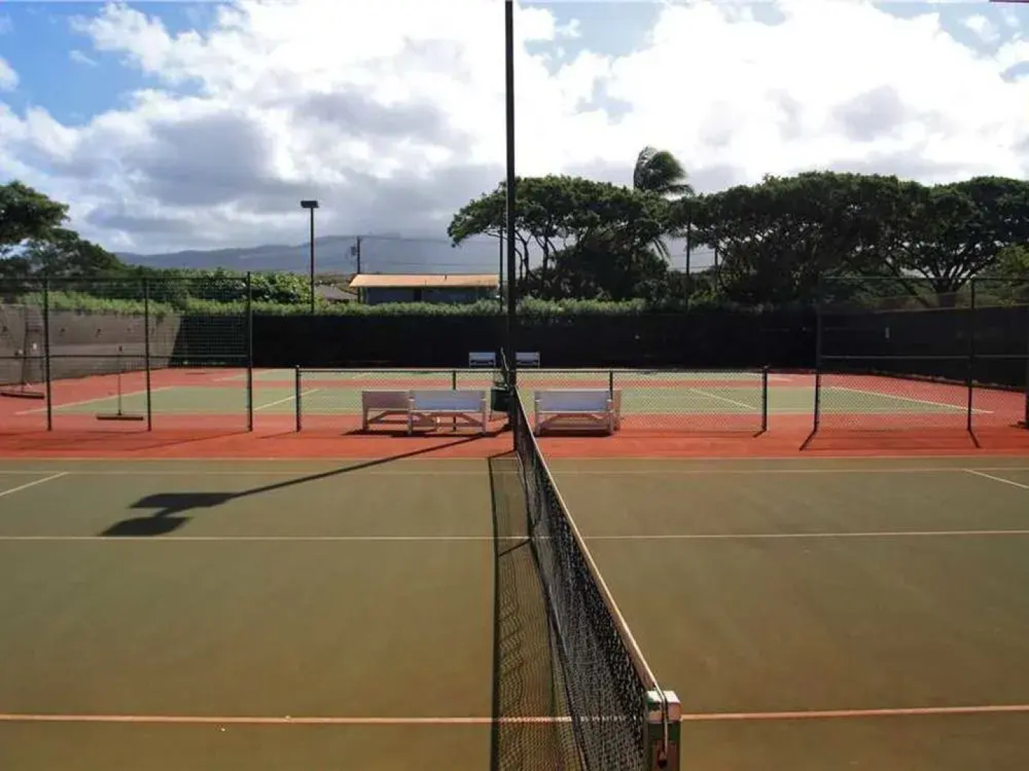 Pohailani 128 by RedAwning