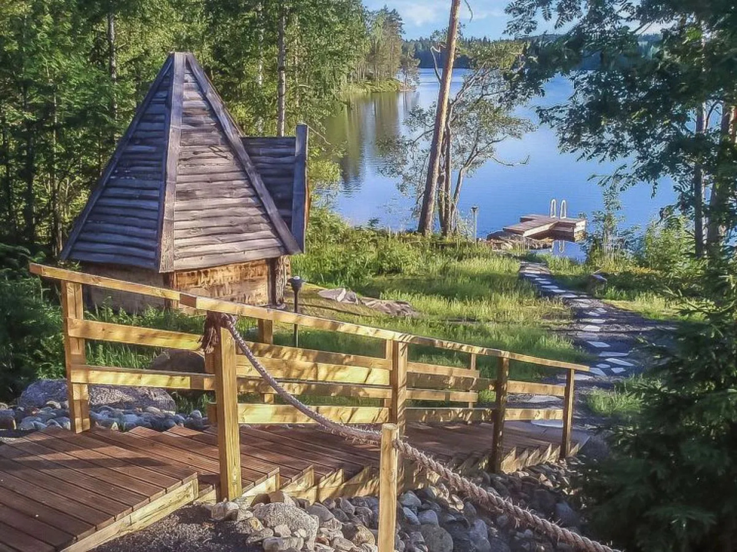 House Paula Pertunmaa