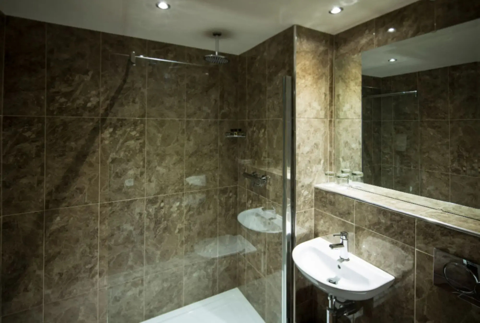 The Enniskillen Hotel and Motel